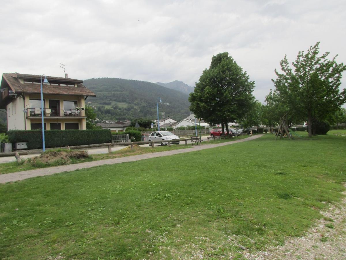 La Perla Del Lago Apartment Calceranica al Lago Exterior photo